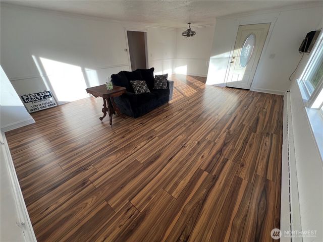 20326 SE 24 Street, Sammamish, WA 98075