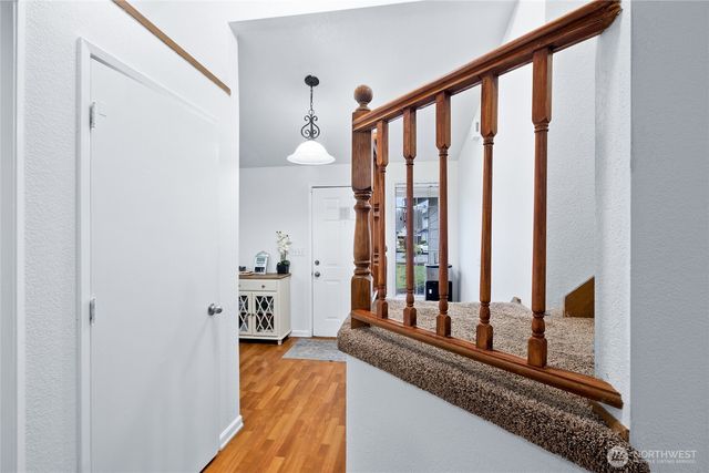 309 White River Drive, Pacific, WA 98047