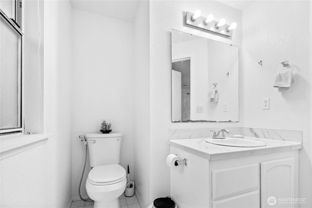 309 White River Drive, Pacific, WA 98047