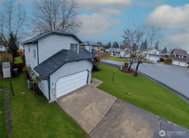 309 White River Drive, Pacific, WA 98047