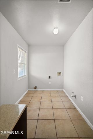 317 OLIVIA Circle, El Paso, TX 79912