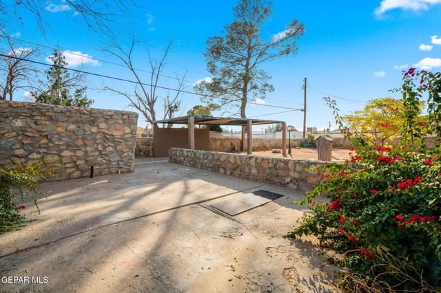 317 OLIVIA Circle, El Paso, TX 79912