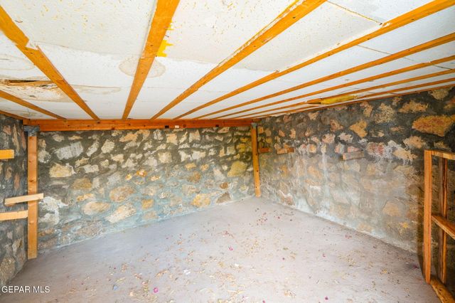 317 OLIVIA Circle, El Paso, TX 79912