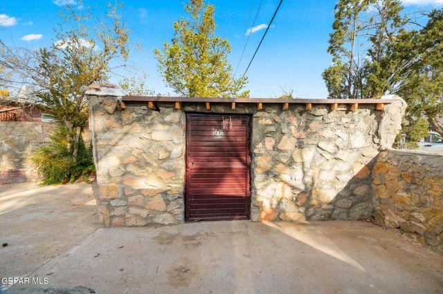 317 OLIVIA Circle, El Paso, TX 79912