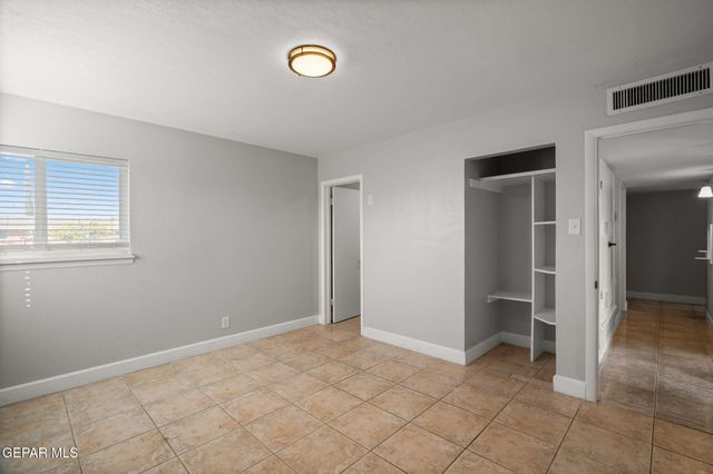 317 OLIVIA Circle, El Paso, TX 79912