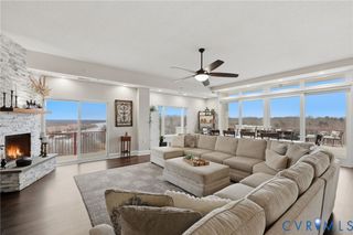 301 Beacon Ridge Dr Unit#804, Hopewell, VA 23860