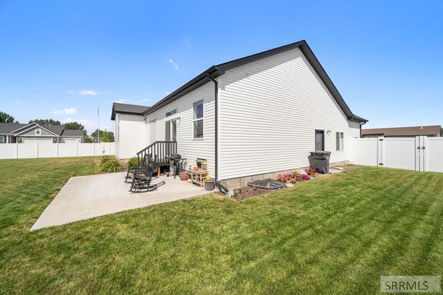693 Sanford Street, Idaho Falls, ID 83402
