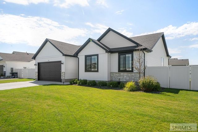 693 Sanford Street, Idaho Falls, ID 83402