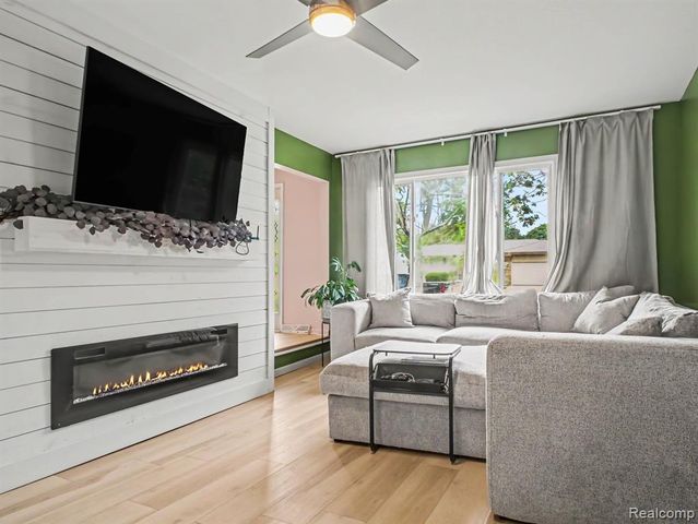 1837 Springfield Street, Flint, MI 48503