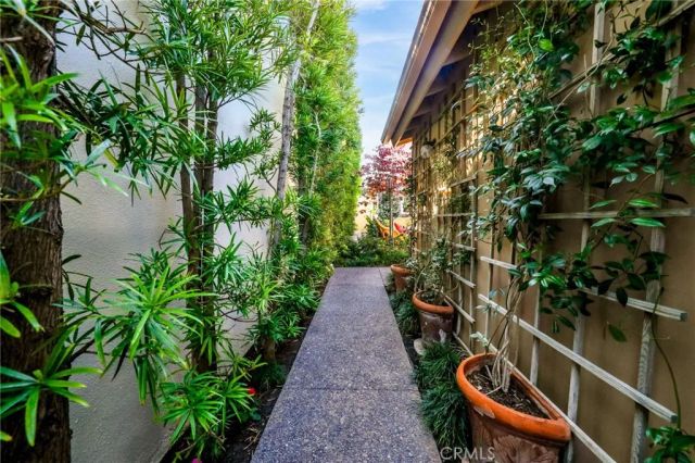 377 Galleon Way, Seal Beach, CA 90740