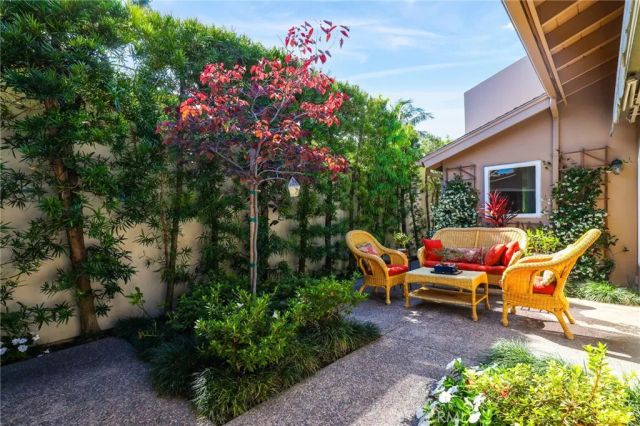 377 Galleon Way, Seal Beach, CA 90740