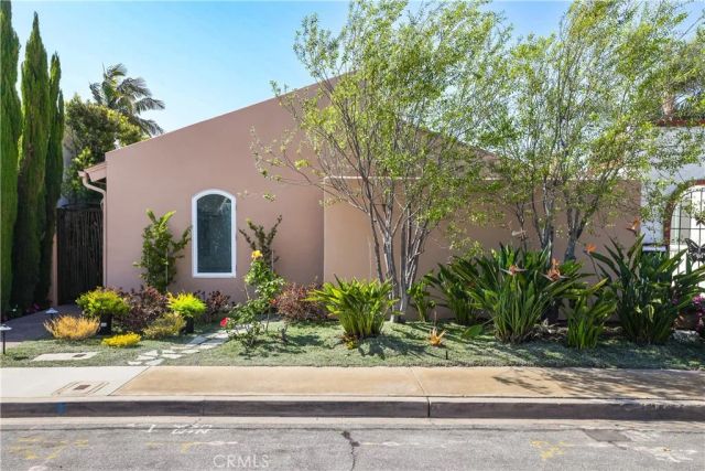 377 Galleon Way, Seal Beach, CA 90740