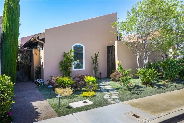 377 Galleon Way, Seal Beach, CA 90740