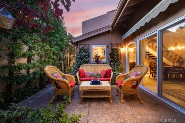 377 Galleon Way, Seal Beach, CA 90740