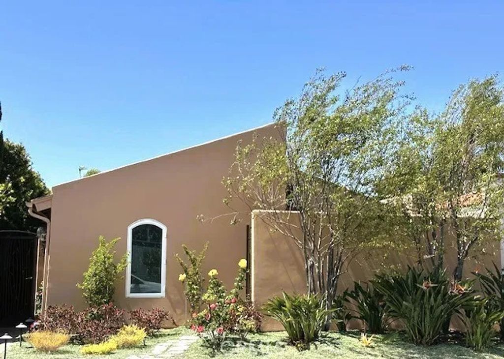 377 Galleon Way, Seal Beach, CA 90740