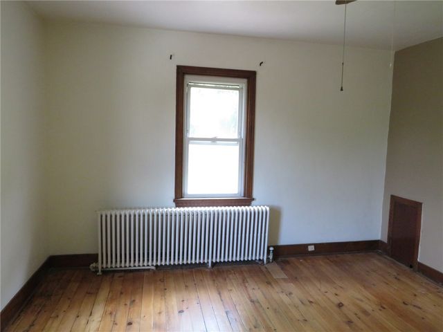 127 Maple St, Rochester Twp, PA 15074