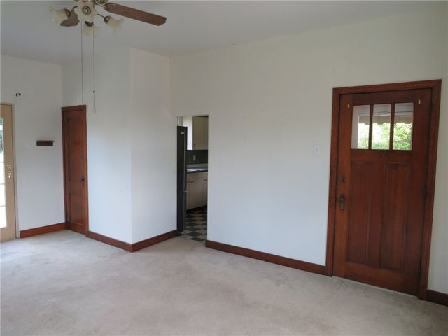 127 Maple St, Rochester Twp, PA 15074