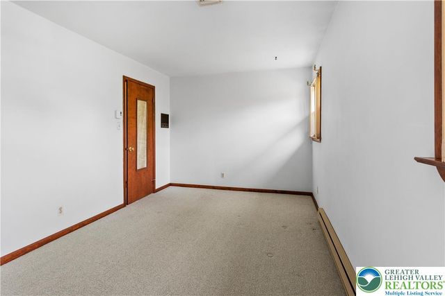8034 Valley View Road, East Allen Twp, PA 18067