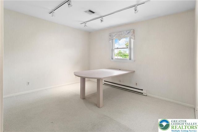 8034 Valley View Road, East Allen Twp, PA 18067