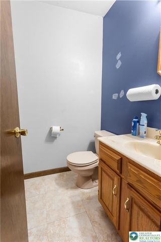 8034 Valley View Road, East Allen Twp, PA 18067