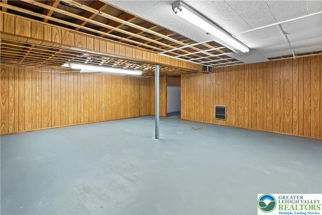 8034 Valley View Road, East Allen Twp, PA 18067