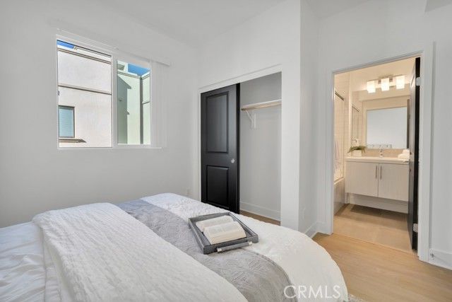 10832 W Riverton Court, Toluca Lake (los Angeles), CA 91602