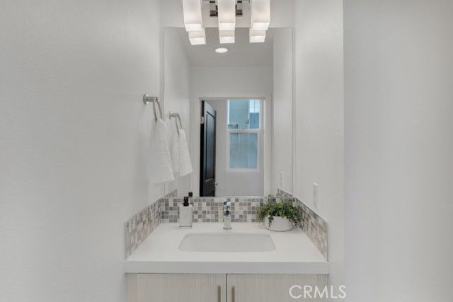 10832 W Riverton Court, Toluca Lake (los Angeles), CA 91602