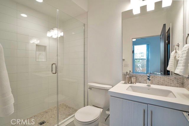 10832 W Riverton Court, Toluca Lake (los Angeles), CA 91602