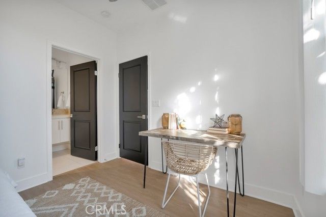 10832 W Riverton Court, Toluca Lake (los Angeles), CA 91602