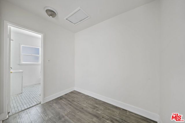 1238 S Beverly Glen Boulevard 10, Los Angeles, CA 90024