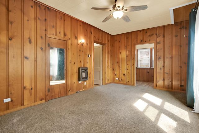 1720 S Fannin Avenue, Denison, TX 75020