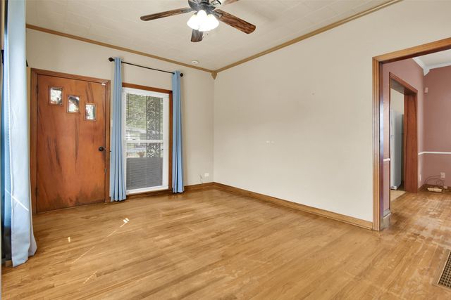 1720 S Fannin Avenue, Denison, TX 75020