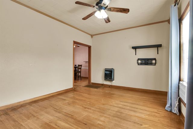 1720 S Fannin Avenue, Denison, TX 75020