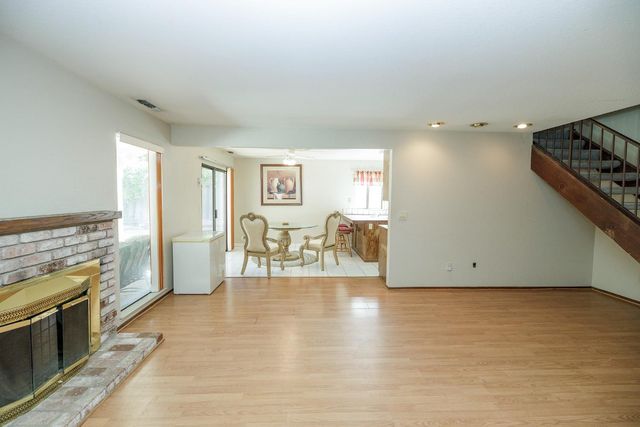 2533 Burlwood Dr, Modesto, CA 95355