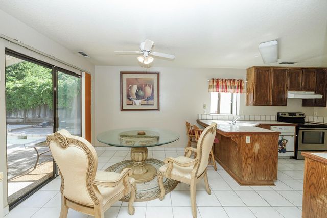 2533 Burlwood Dr, Modesto, CA 95355