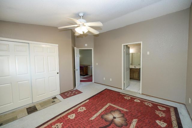 2533 Burlwood Dr, Modesto, CA 95355