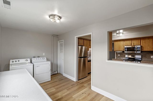 1365 Prospect Avenue, Sparks, NV 89431