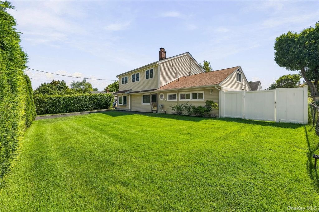 4 Manitou Trail, White Plains, NY 10603 — photo 2
