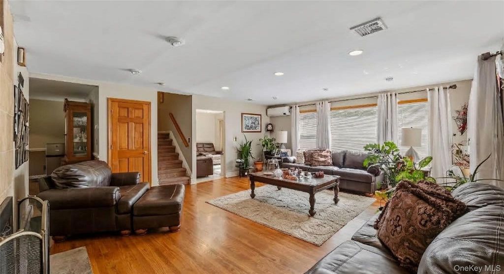 4 Manitou Trail, White Plains, NY 10603 — photo 3