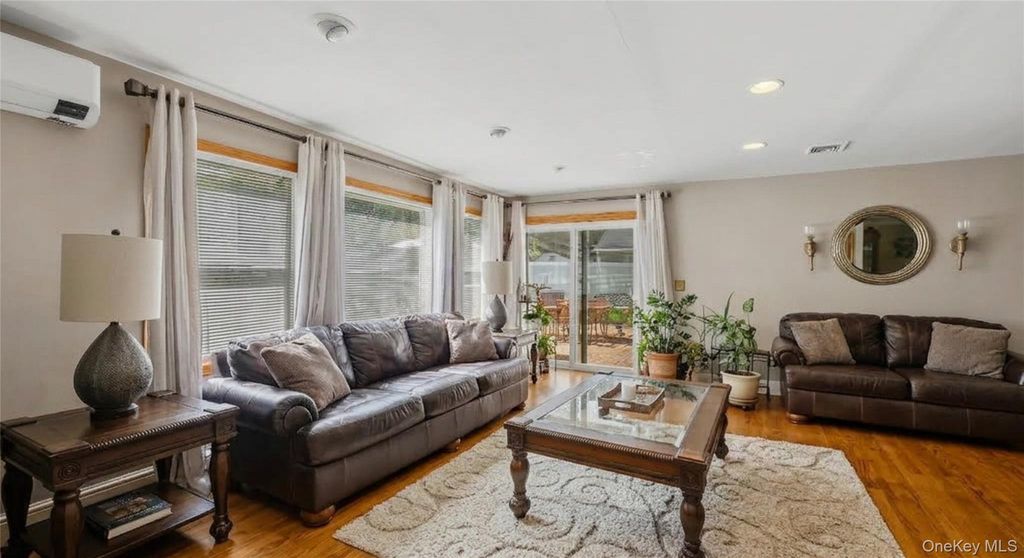 4 Manitou Trail, White Plains, NY 10603 — photo 4