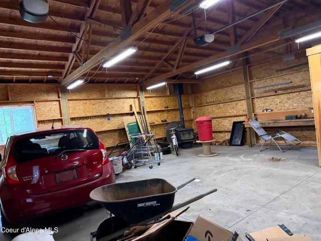 12572 E Parks RD, Athol, ID 83801