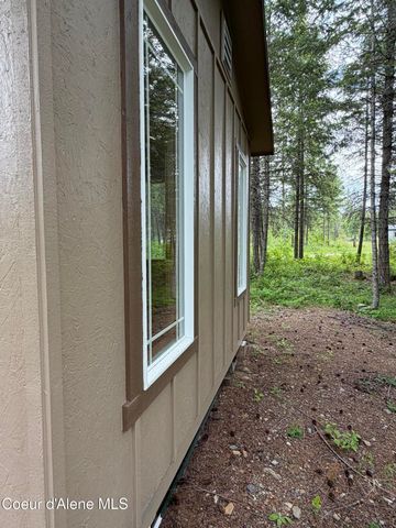 12572 E Parks RD, Athol, ID 83801