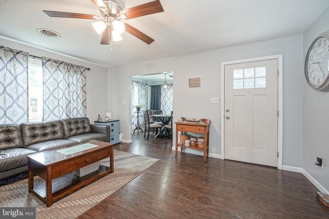 8 CHURCHTOWN RD, Pennsville, NJ 08070