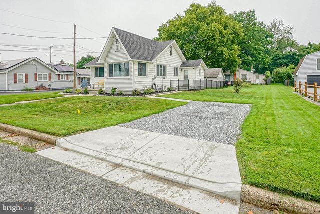 8 CHURCHTOWN RD, Pennsville, NJ 08070