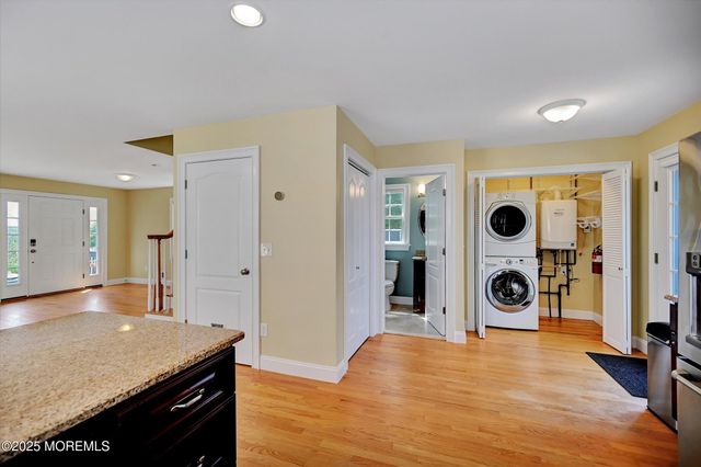 15 Griggs Avenue, Port Monmouth, NJ 07758