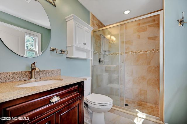 15 Griggs Avenue, Port Monmouth, NJ 07758