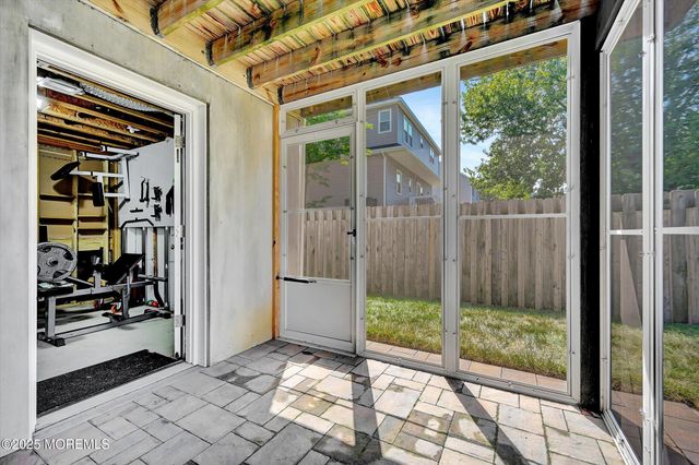 15 Griggs Avenue, Port Monmouth, NJ 07758