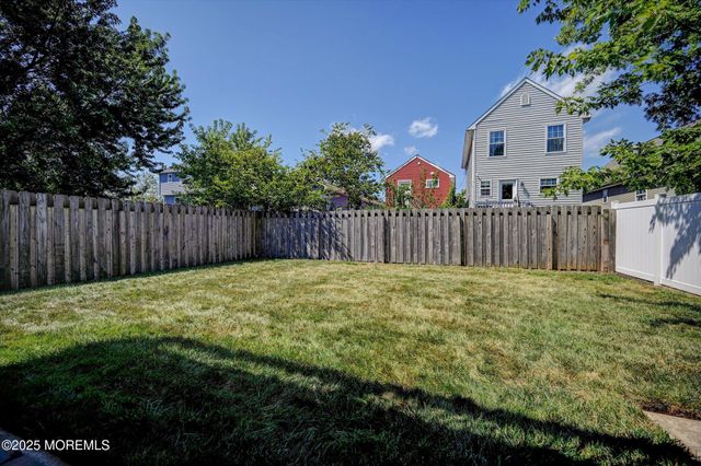 15 Griggs Avenue, Port Monmouth, NJ 07758