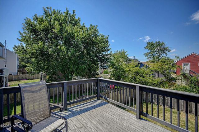 15 Griggs Avenue, Port Monmouth, NJ 07758