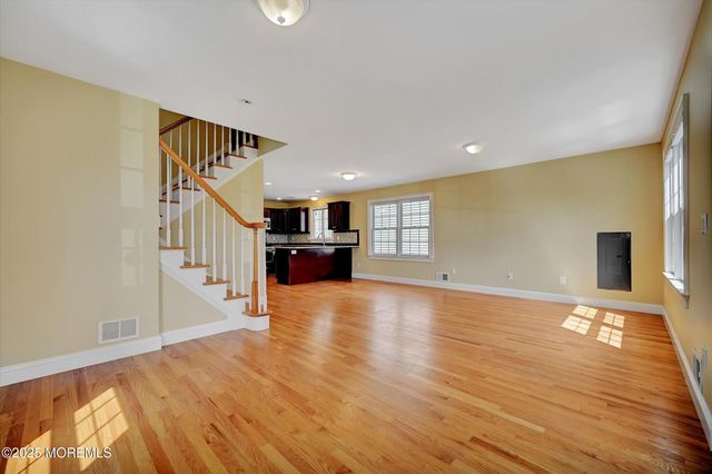 15 Griggs Avenue, Port Monmouth, NJ 07758